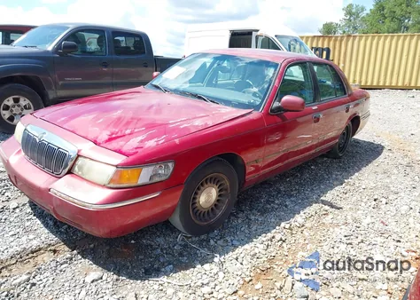 1998 Mercury Grand Marquis из США, поврежденный, VIN 2MEFM75W6WX661366